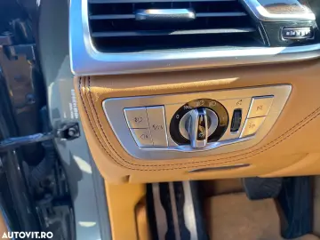 BMW Seria 7 740d xDrive Edition Exclusive