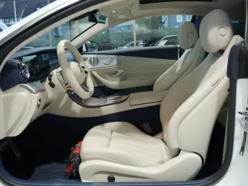 MERCEDES-BENZ E 200 Coupé 4M AMG Line 1H  Pano LUFT &hellip;