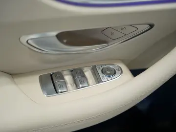 MERCEDES-BENZ E 200 Coupé 4M AMG Line 1H  Pano LUFT &hellip;