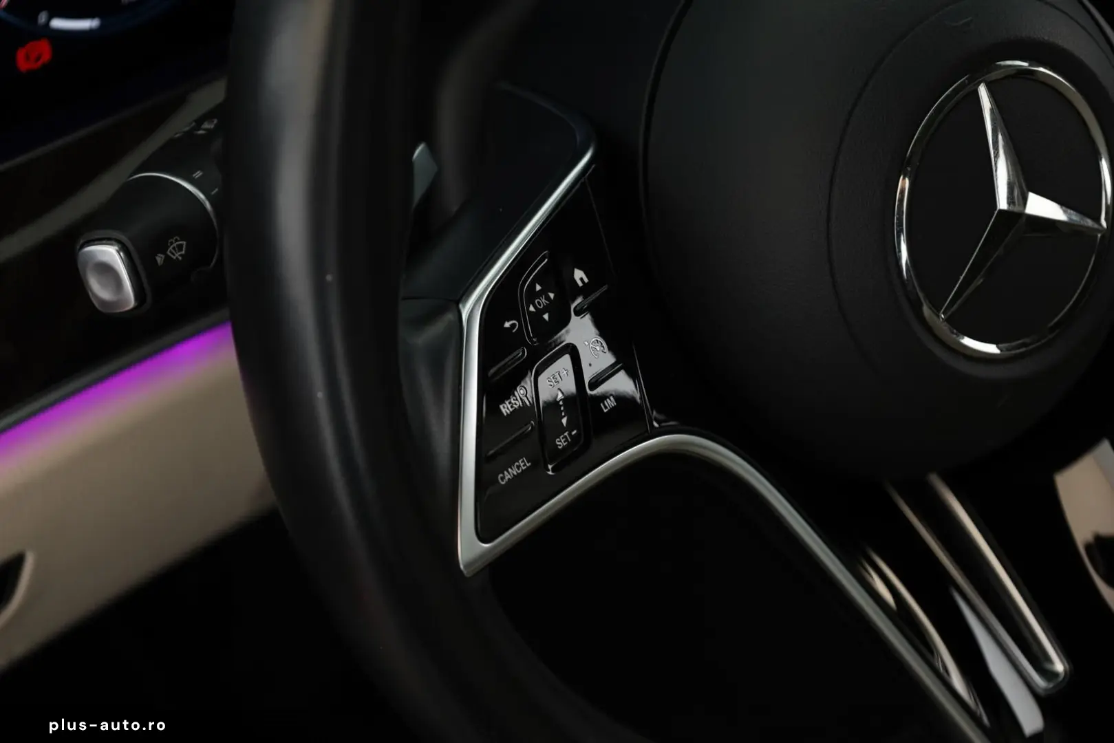 MERCEDES-BENZ E 400 d 4M 9G AMG LED Pano Widescreen &hellip;