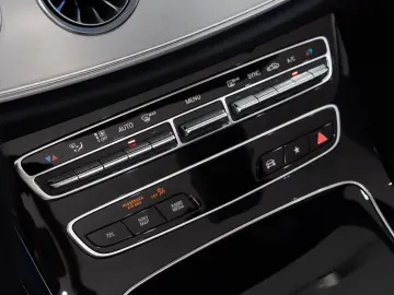 MERCEDES-BENZ E 300 Cabrio AMG-LINE NAVI LED KEYLESS&hellip;