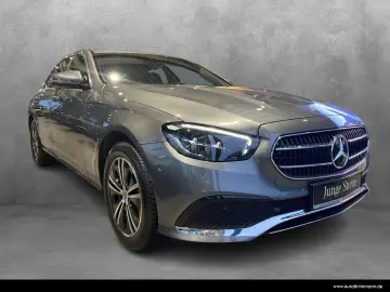 MERCEDES-BENZ E 200 d Limousine AHK KAMERA MBUX LED