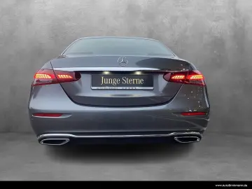 MERCEDES-BENZ E 200 d Limousine AHK KAMERA MBUX LED
