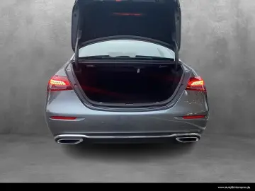 MERCEDES-BENZ E 200 d Limousine AHK KAMERA MBUX LED