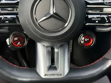 MERCEDES-BENZ E 53 AMG 4M LED PerfAbgas Pano HUD 360&hellip;