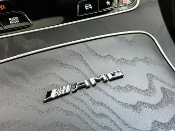 MERCEDES-BENZ E 53 AMG 4M LED PerfAbgas Pano HUD 360&hellip;