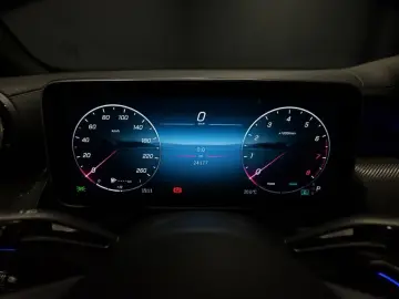 MERCEDES-BENZ GLC 200 4M AMG