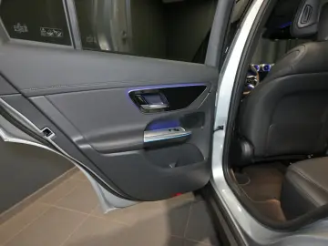 MERCEDES-BENZ GLC 200 4M AMG