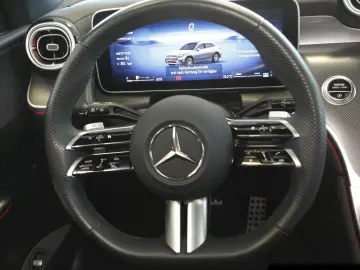 MERCEDES-BENZ GLC 200 4M AMG