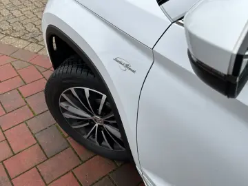 SKODA Kodiaq 2.0 TDI DSG 4x4 L&K STANDH PANO AHK 360