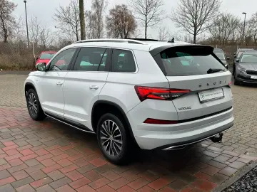 SKODA Kodiaq 2.0 TDI DSG 4x4 L&K STANDH PANO AHK 360