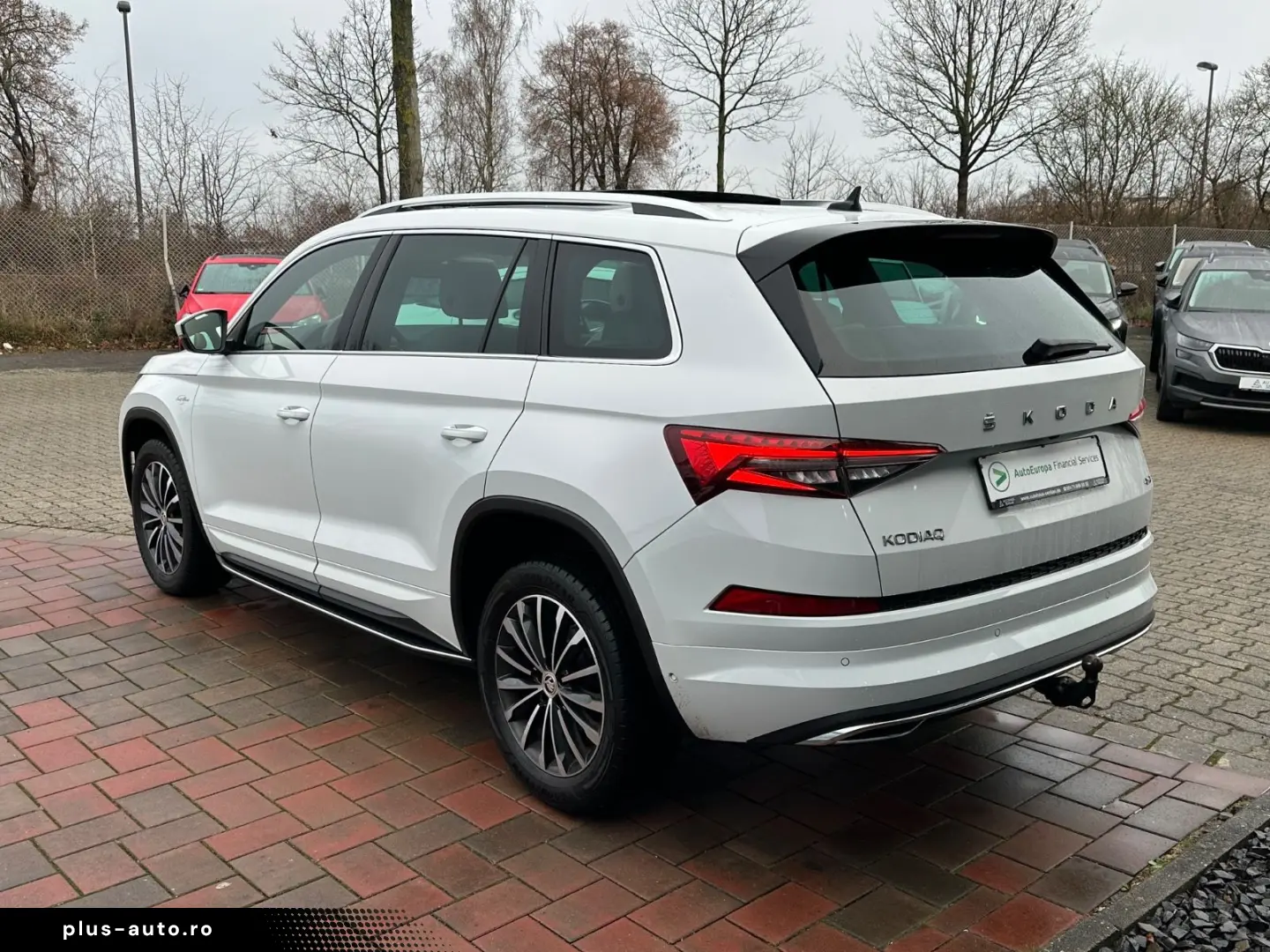SKODA Kodiaq 2.0 TDI DSG 4x4 L&K STANDH PANO AHK 360