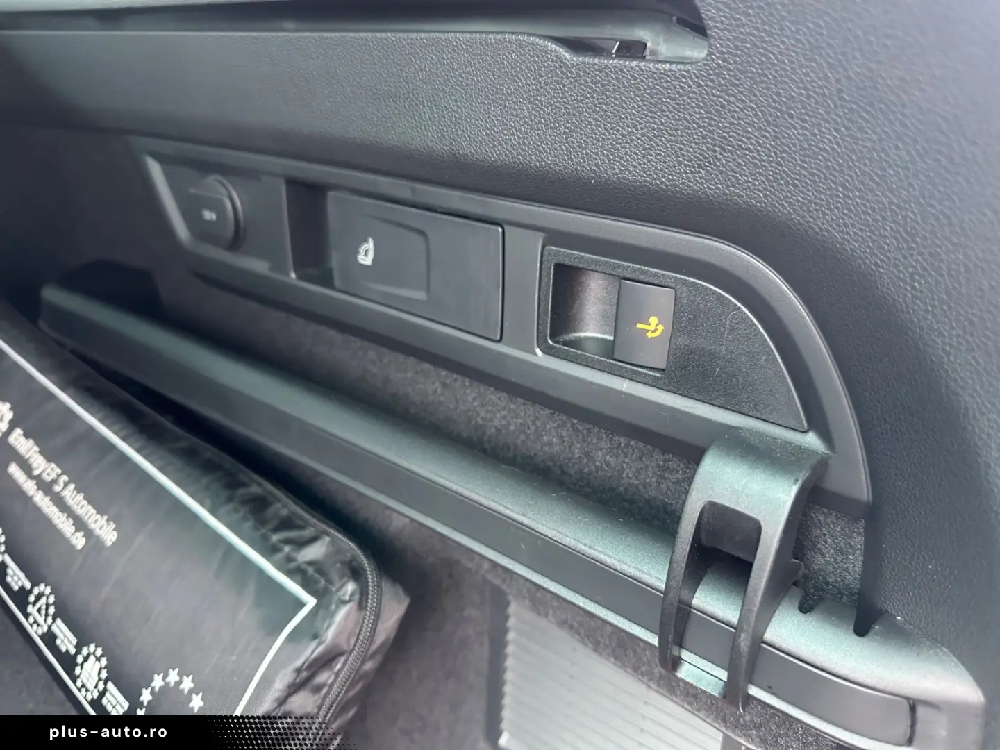 SKODA Kodiaq 2.0 TDI DSG 4x4 L&K STANDH PANO AHK 360