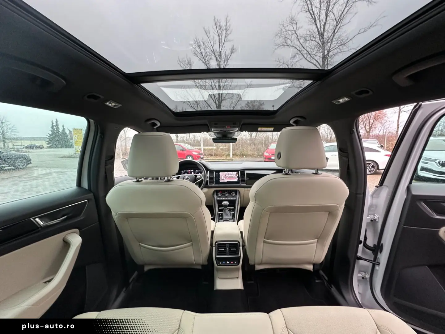 SKODA Kodiaq 2.0 TDI DSG 4x4 L&K STANDH PANO AHK 360