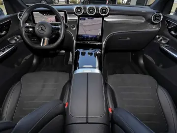 MERCEDES-BENZ GLC 200 4M AMG