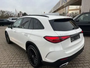 MERCEDES-BENZ GLC 220 d 4Matic