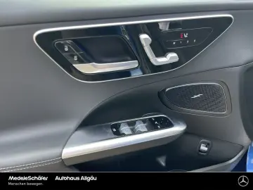 MERCEDES-BENZ C 180 Avantgarde 18  Distronic SHD D-Light 360