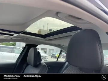 MERCEDES-BENZ C 180 Avantgarde 18  Distronic SHD D-Light 360