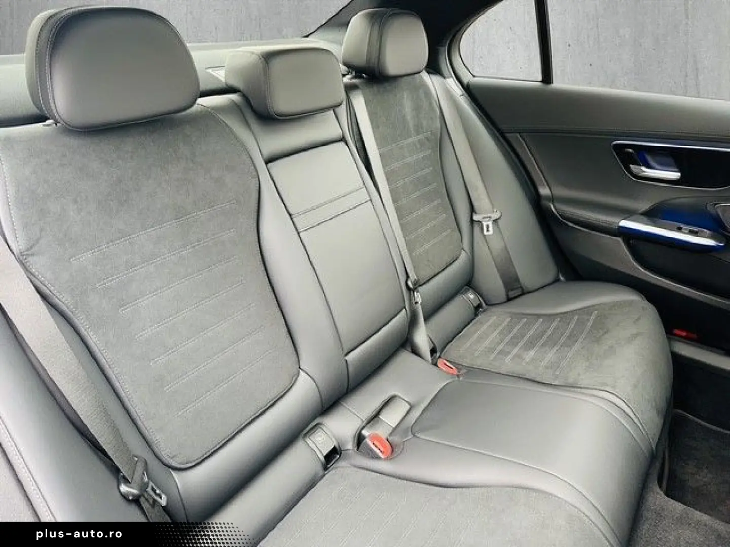 MERCEDES-BENZ C 300 e 9G-Tronic AMG Line Panorama