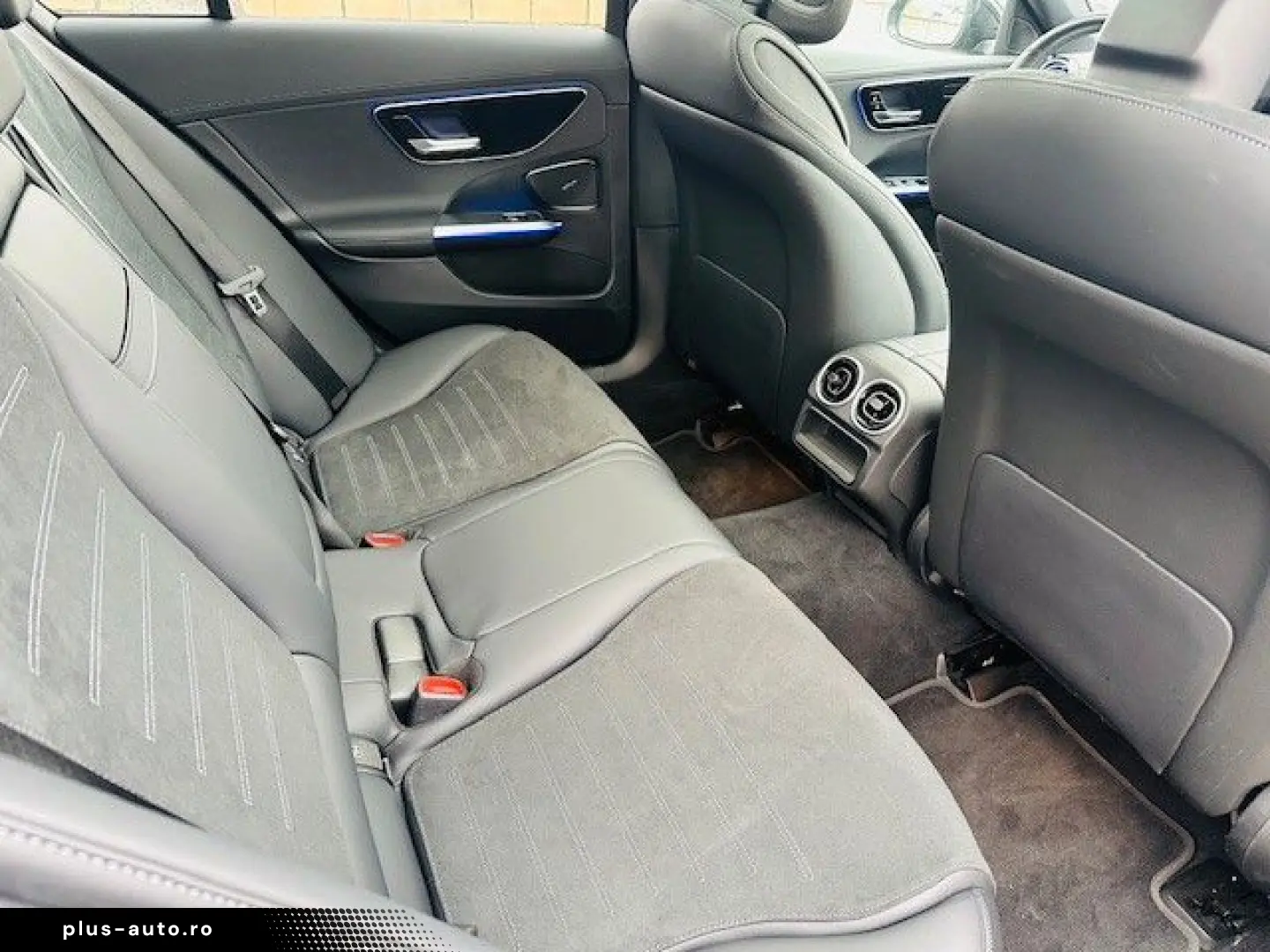 MERCEDES-BENZ C 300 e 9G-Tronic AMG Line Panorama