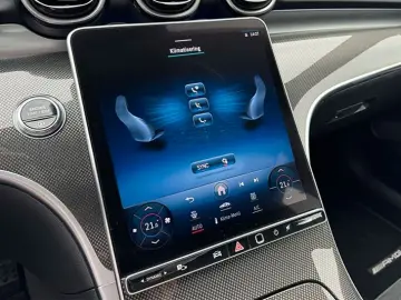 MERCEDES-BENZ C 300d AMG Line PDC KAMERA MBUX  SOFORT