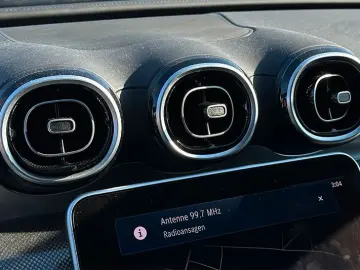 MERCEDES-BENZ C 300d AMG Line PDC KAMERA MBUX  SOFORT