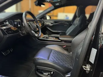 AUDI A8 60TFSIe quattro S line HUD DIGITAL-MATRIX RSE