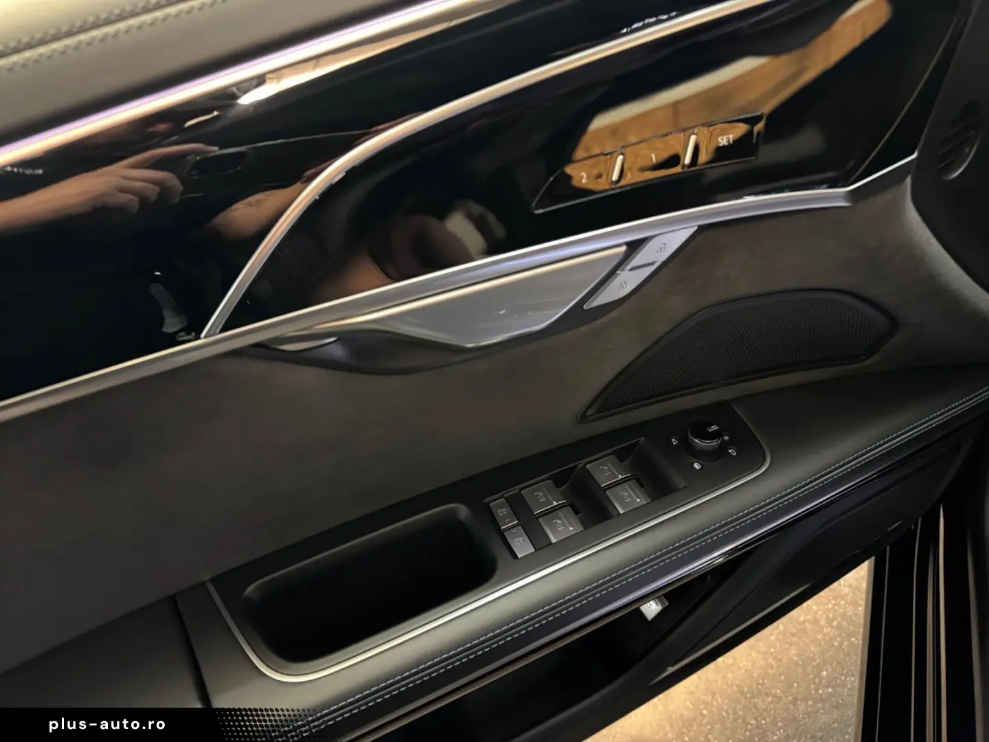 AUDI A8 60TFSIe quattro S line HUD DIGITAL-MATRIX RSE