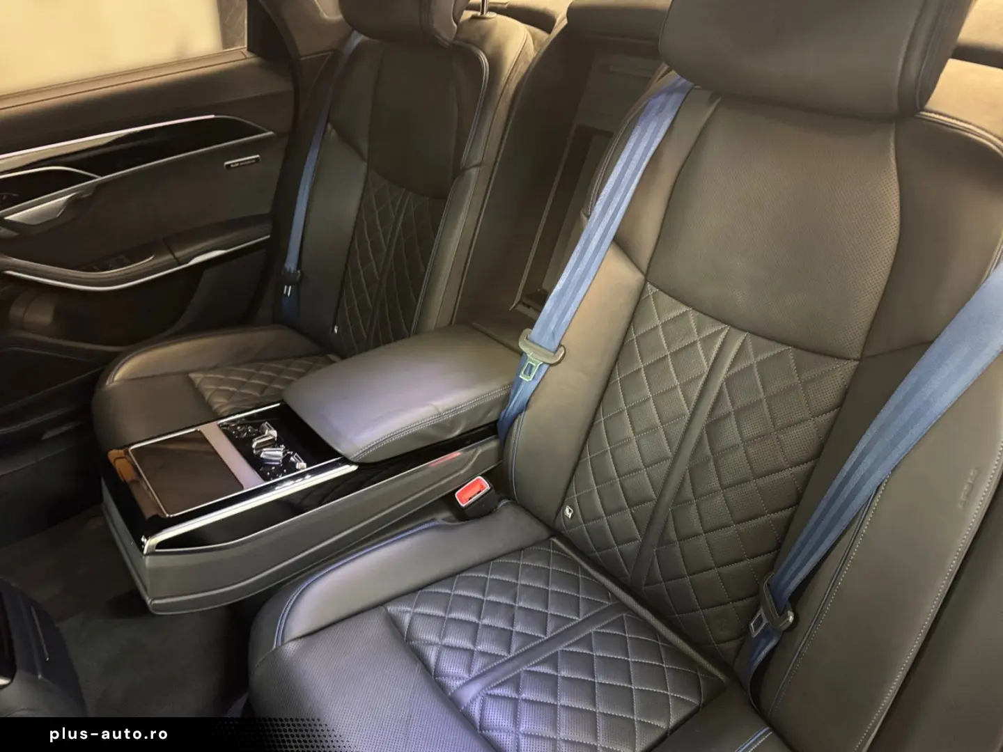 AUDI A8 60TFSIe quattro S line HUD DIGITAL-MATRIX RSE