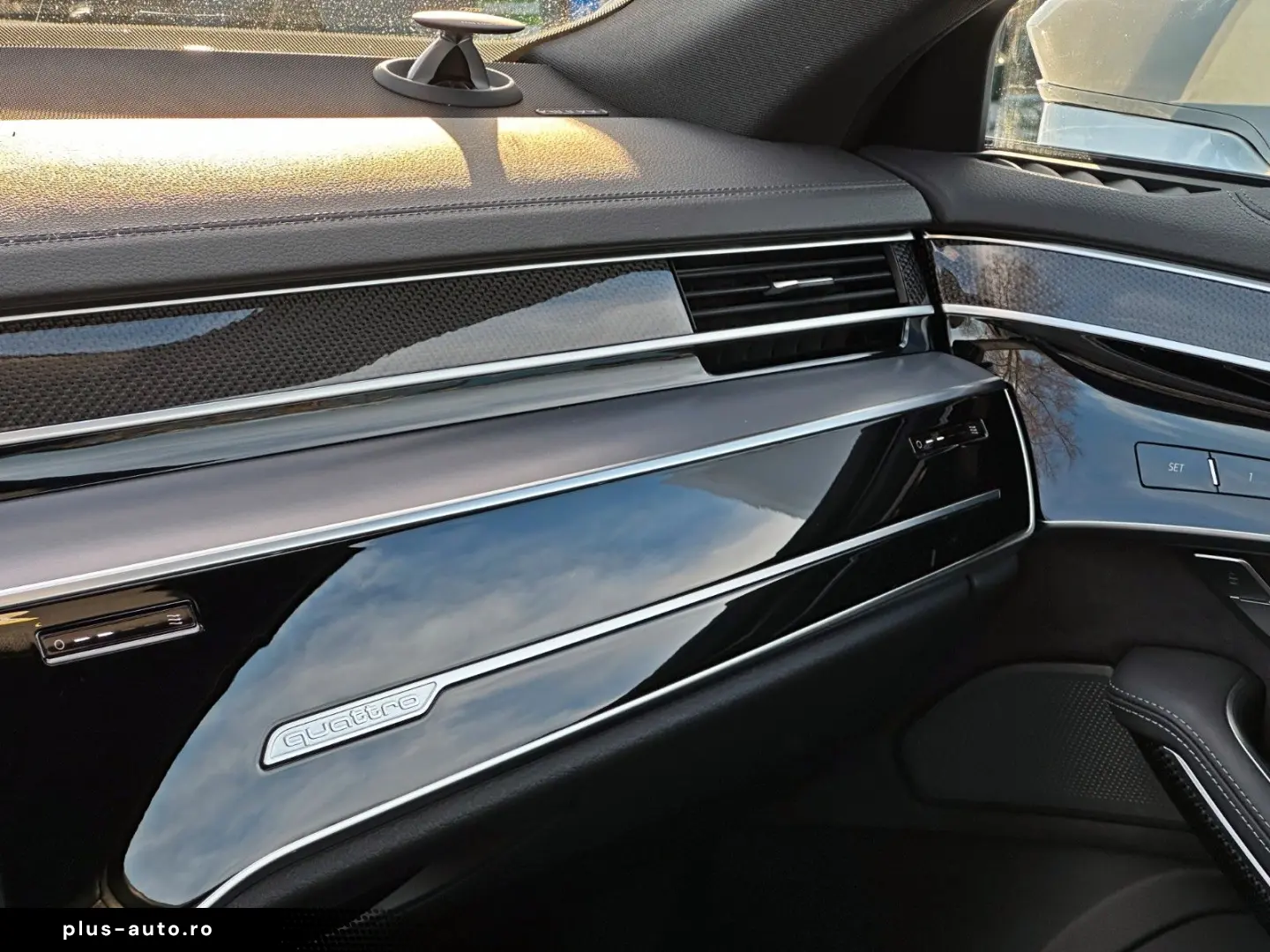 AUDI A8 60TFSI qu. S LINE BLACK PANO B&O ADV. CARBON