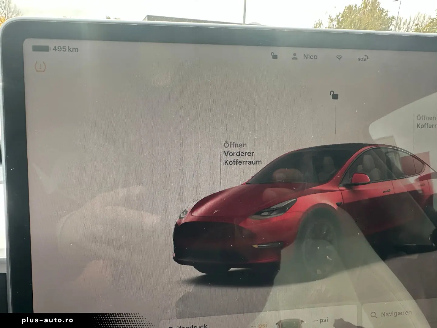 TESLA Model Y LR AWD Red Innen