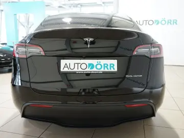 TESLA Model Y Long Range Dual Motor AWD Autonm. Fahren
