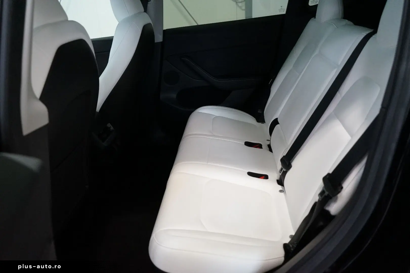 TESLA Model Y Long Range Dual Motor AWD Autonm. Fahren