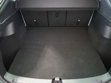 TESLA Model Y Long Range Dual Motor AWD Autonm. Fahren