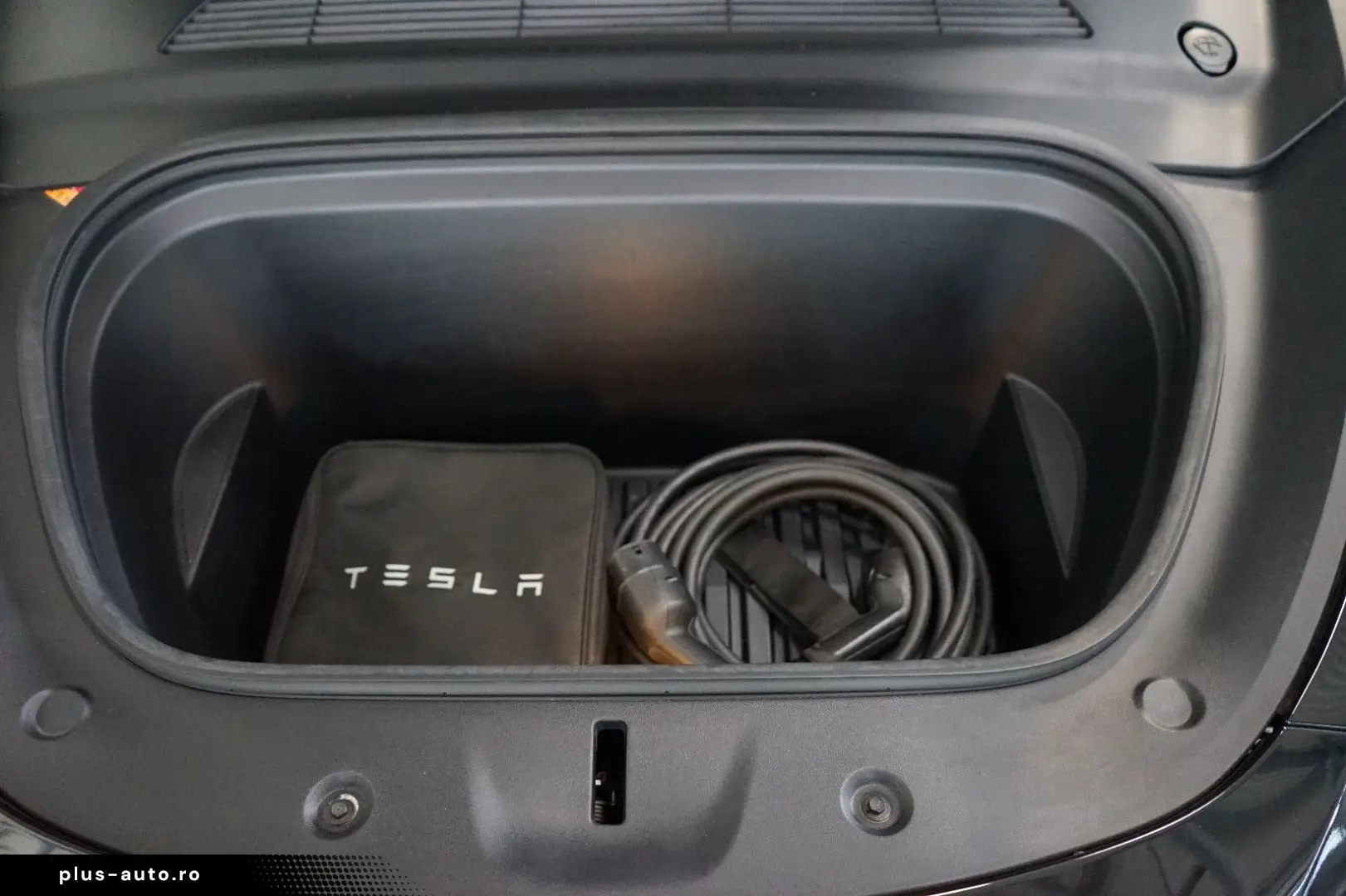 TESLA Model Y Long Range Dual Motor AWD Autonm. Fahren