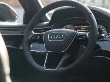 AUDI A8 50TDI quattro S-Line   Finanzierung ab 3 99%