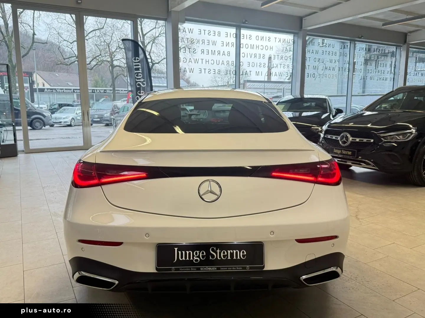 MERCEDES-BENZ CLE 450 4M Coupé AMG PANO DISTR HUD BURM STDHZ