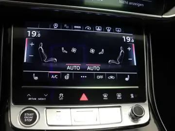 AUDI A8 50 TDI quattro tiptronic  Matrix Luft Pano LM