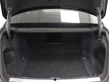 AUDI A8 50 TDI quattro tiptronic  Matrix Luft Pano LM