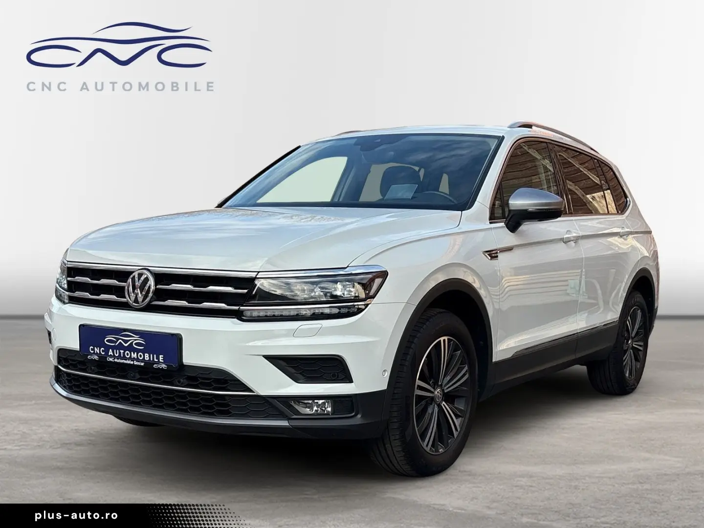 VW Tiguan Allspace DSG Highline 4Motion AHK Pano St