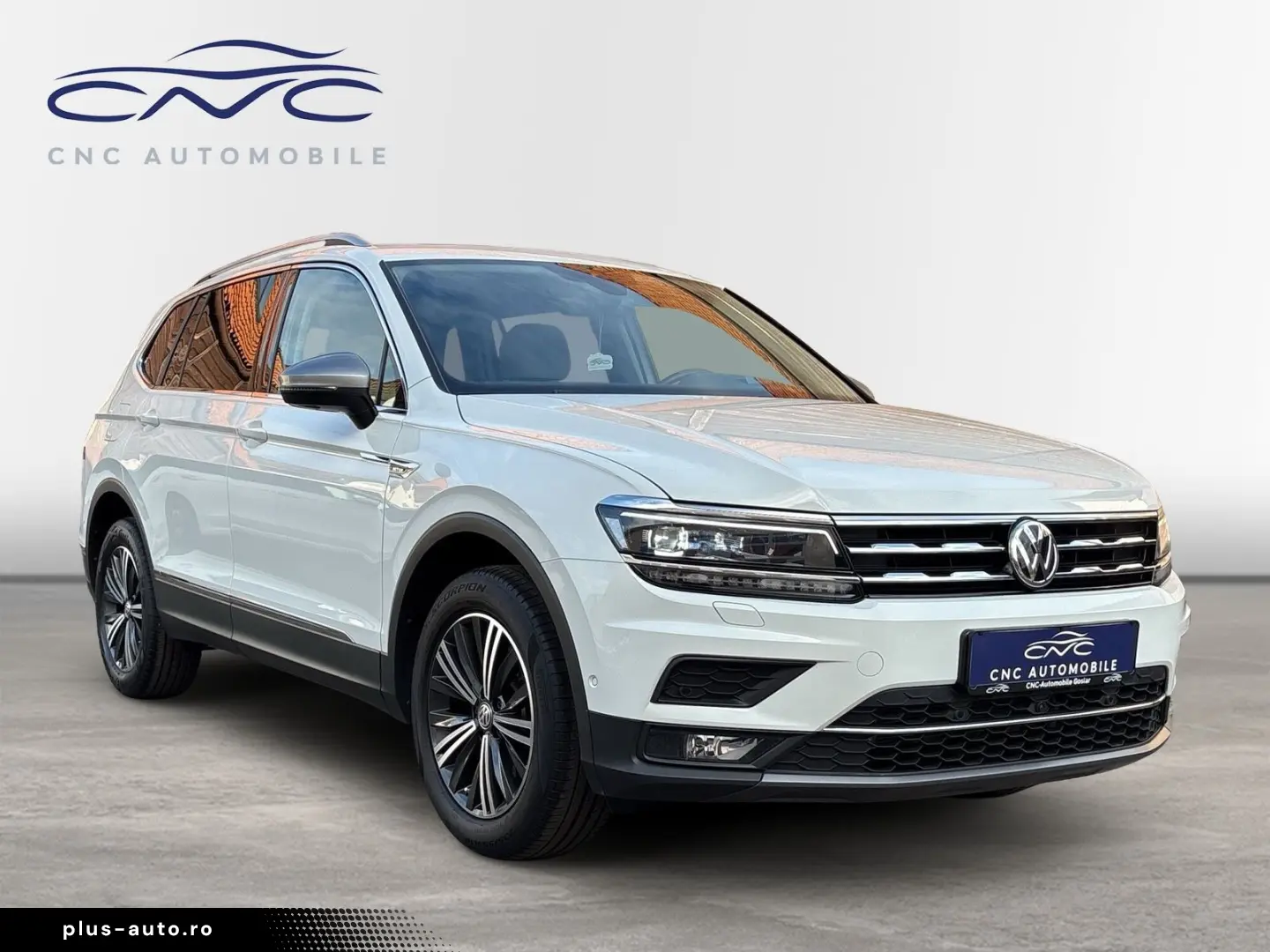 VW Tiguan Allspace DSG Highline 4Motion AHK Pano St