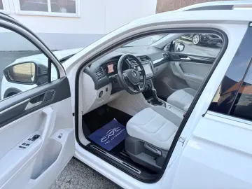 VW Tiguan Allspace DSG Highline 4Motion AHK Pano St