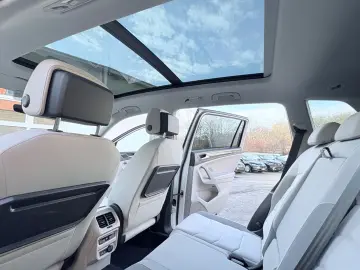 VW Tiguan Allspace DSG Highline 4Motion AHK Pano St