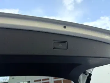 VW Tiguan Allspace DSG Highline 4Motion AHK Pano St