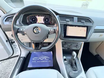 VW Tiguan Allspace DSG Highline 4Motion AHK Pano St