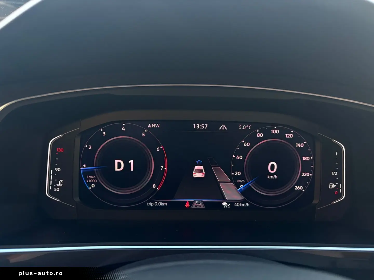 VW Tiguan Allspace DSG Highline 4Motion AHK Pano St