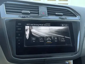 VW Tiguan Allspace DSG Highline 4Motion AHK Pano St