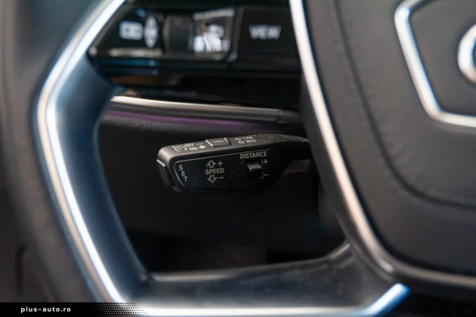 AUDI A8 60 TFSIe quattro PANO.MASSAGE.B&O.HUD.ACC