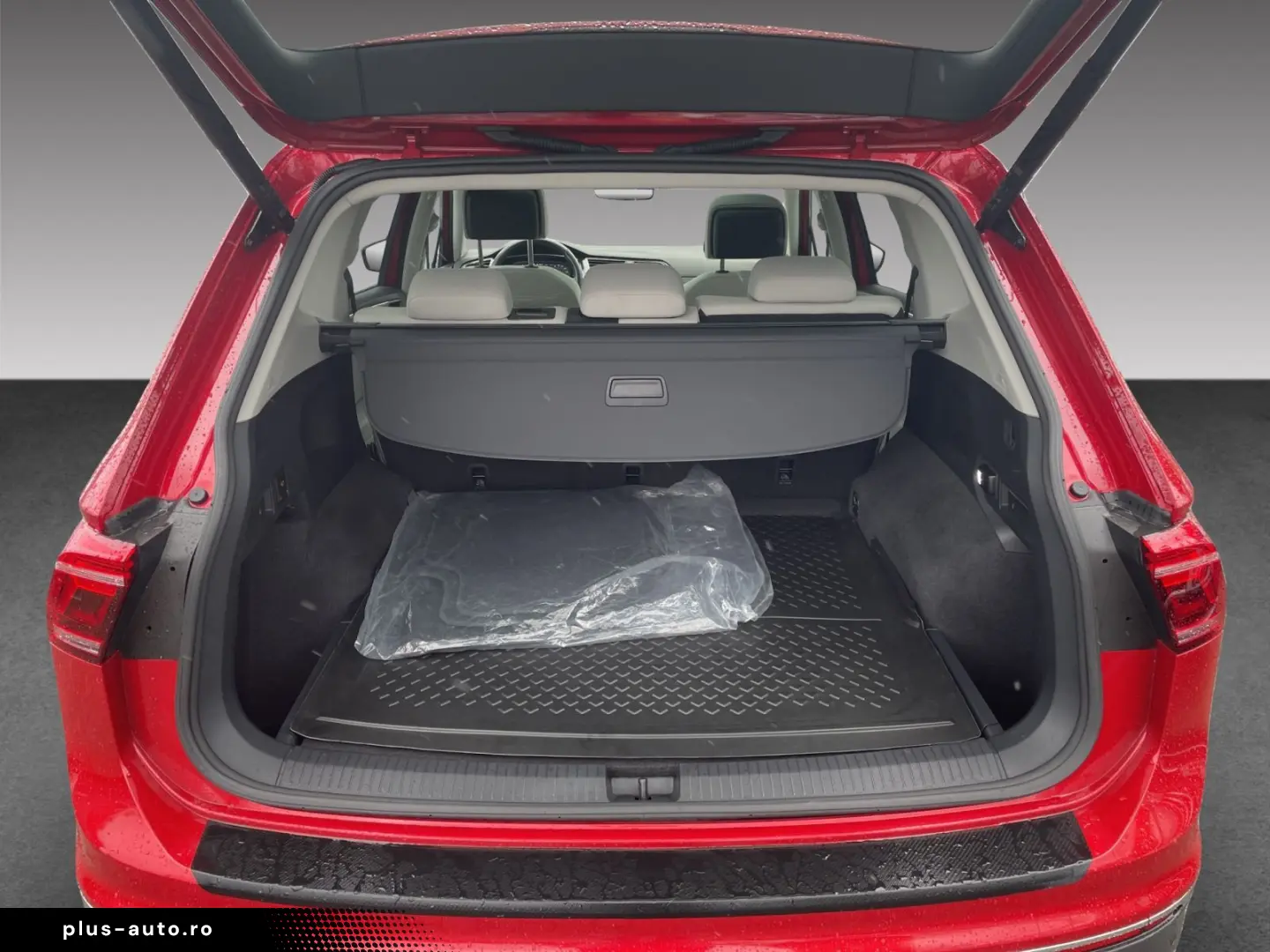 VW Tiguan Allspace 2.0 TDI 4MOTION DSG Elegance AHK
