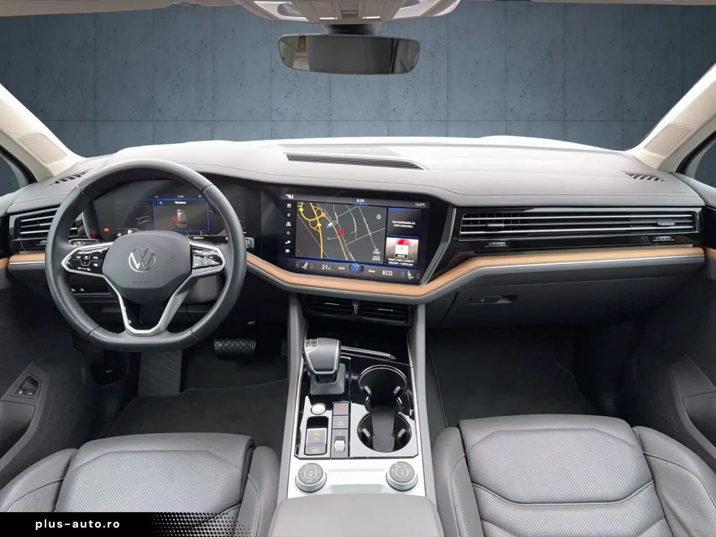 VW Touareg Atmosphere eHybrid AHK Matrix 360 21  EO